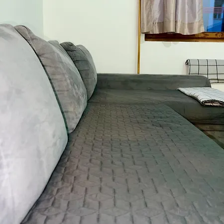 Center One-bedroom Loft Appartamento *